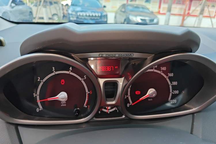 Used Ford Fiesta 2011 Sedan 1.5L Automatic Fashion Edition Odometer Close Up