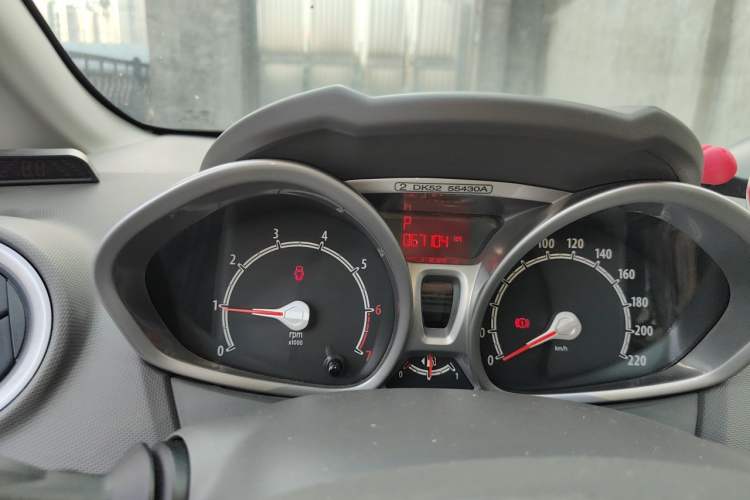 Used Ford Fiesta 2011 Sedan 1.5L Automatic Fashion Edition Odometer Close Up
