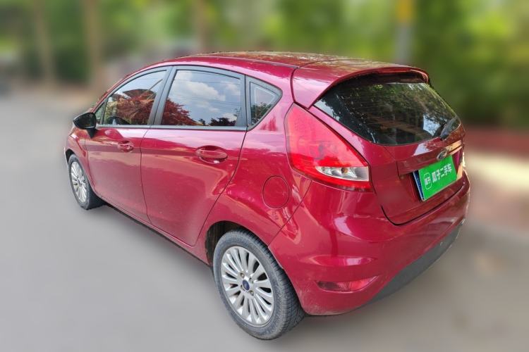Used Ford Fiesta 2011 Hatchback 1.5L Manual Fashion Edition Rear Left 45 Deg