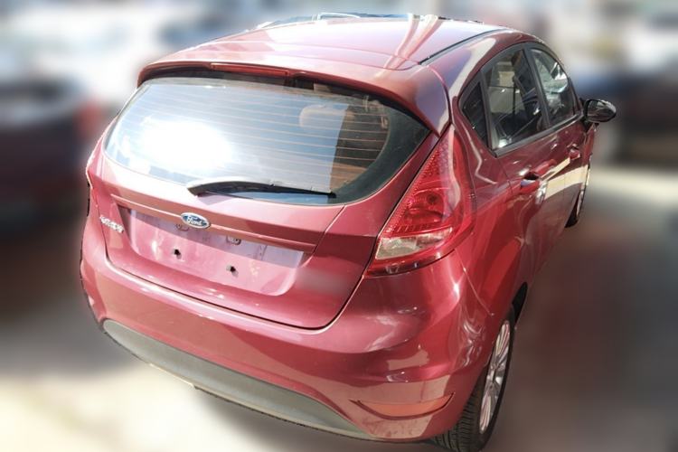 Used Ford Fiesta 2011 Hatchback 1.5L Automatic Fashion Edition Rear Right 45 Deg
