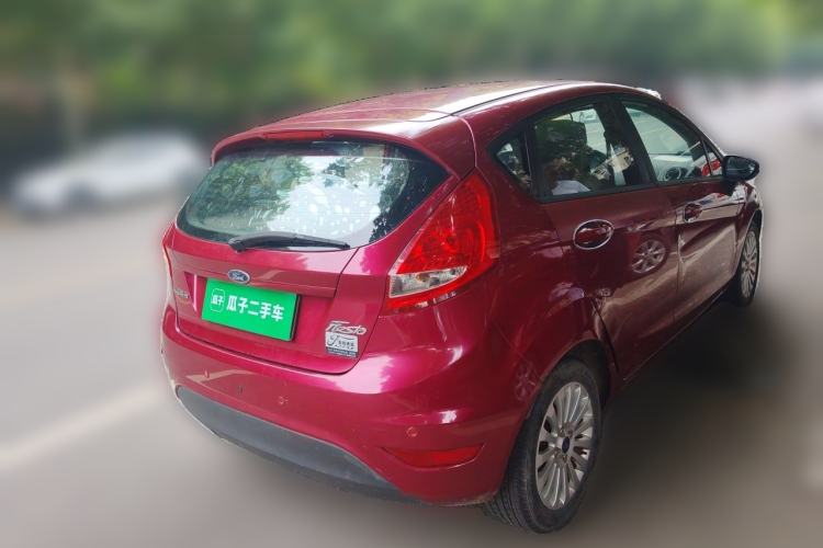 Used Ford Fiesta 2011 Hatchback 1.5L Automatic Fashion Edition Rear Right 45 Deg