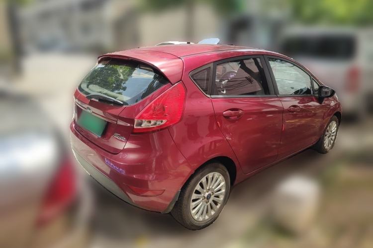 Used Ford Fiesta 2011 Hatchback 1.5L Manual Fashion Edition Rear Right 45 Deg