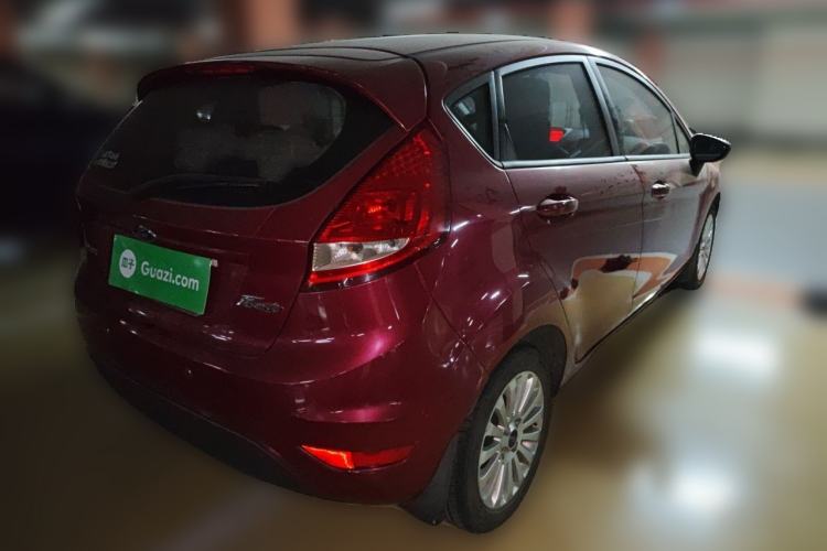 Used Ford Fiesta 2011 Hatchback 1.5L Automatic Fashion Edition Rear Right 45 Deg