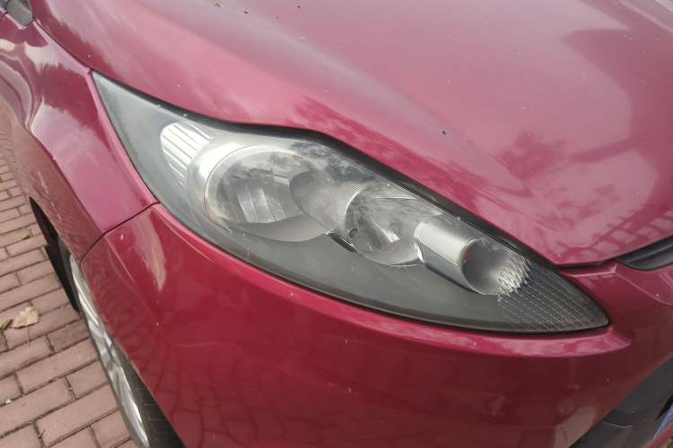 Used Ford Fiesta 2011 Hatchback 1.5L Manual Fashion Edition Right Front Headlight