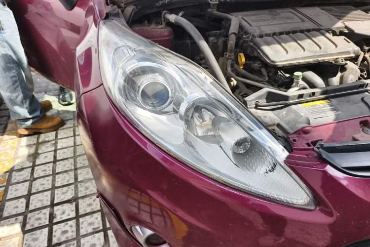 Used Ford Fiesta 2011 Hatchback 1.5L Automatic Sport Model Right Front Headlight