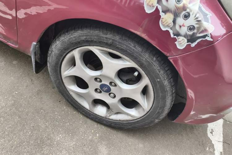 Used Ford Fiesta 2011 Hatchback 1.5L Automatic Sport Model Right Front Wheel Hub