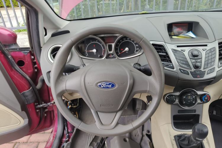 Used Ford Fiesta 2011 Hatchback 1.5L Manual Fashion Edition Steering Wheel