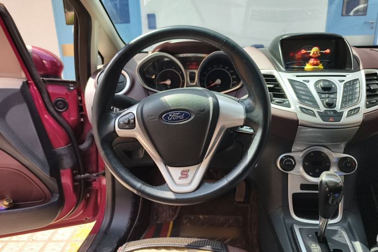Used Ford Fiesta 2011 Hatchback 1.5L Automatic Sport Model Steering Wheel