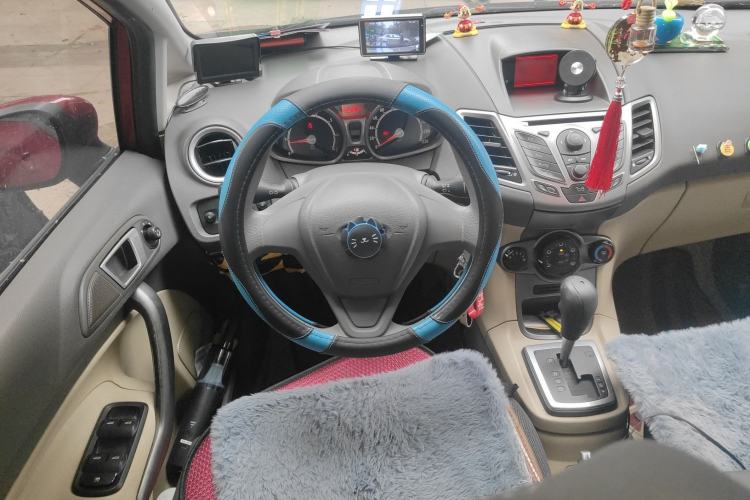 Used Ford Fiesta 2011 Hatchback 1.5L Automatic Fashion Edition Steering Wheel
