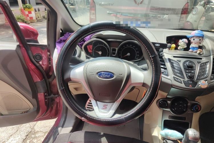 Used Ford Fiesta 2011 Hatchback 1.5L Manual Fashion Edition Steering Wheel