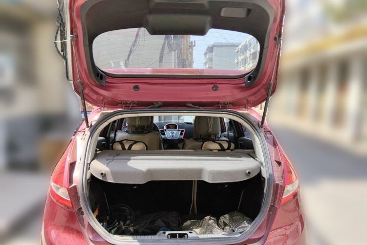 Used Ford Fiesta 2011 Hatchback 1.5L Manual Fashion Edition Trunk