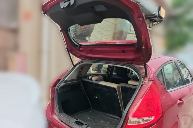 Used Ford Fiesta 2011 Hatchback 1.5L Automatic Fashion Edition Trunk