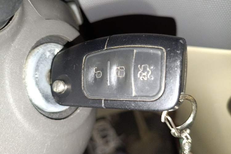 Used Ford Fiesta 2011 Hatchback 1.5L Automatic Fashion Edition Vehicle Key
