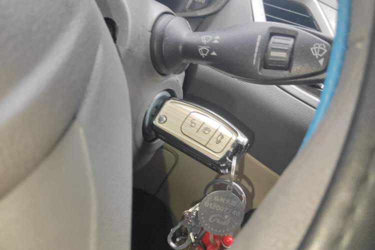 Used Ford Fiesta 2011 Hatchback 1.5L Automatic Fashion Edition Vehicle Key
