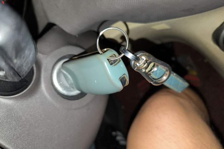 Used Ford Fiesta 2011 Hatchback 1.5L Automatic Fashion Edition Vehicle Key