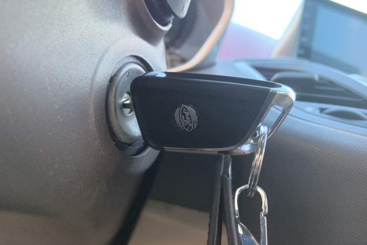 Used Ford Fiesta 2011 Hatchback 1.5L Automatic Fashion Edition Vehicle Key