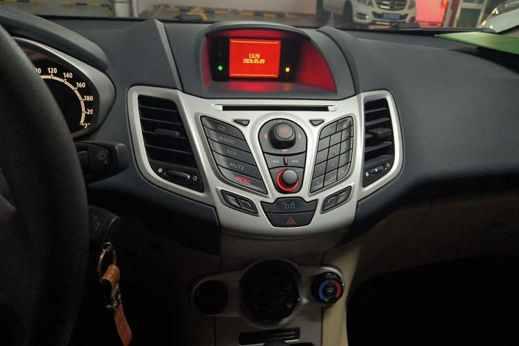 Used Ford Fiesta 2011 Hatchback 1.5L Automatic Fashion Edition Audio And AC Panel