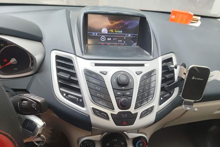 Used Ford Fiesta 2011 Hatchback 1.5L Manual Fashion Edition Audio And AC Panel