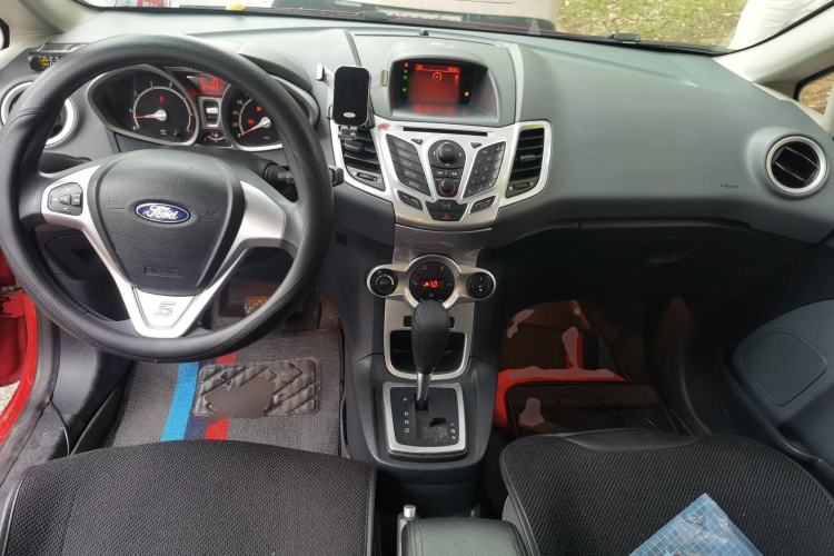 Used Ford Fiesta 2011 Hatchback 1.5L Automatic Sport Model Center Console