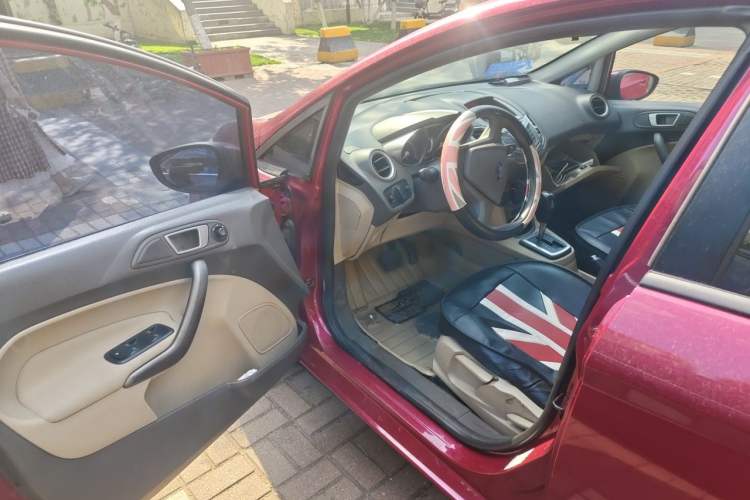 Used Ford Fiesta 2011 Hatchback 1.5L Automatic Sport Model Driver Seat