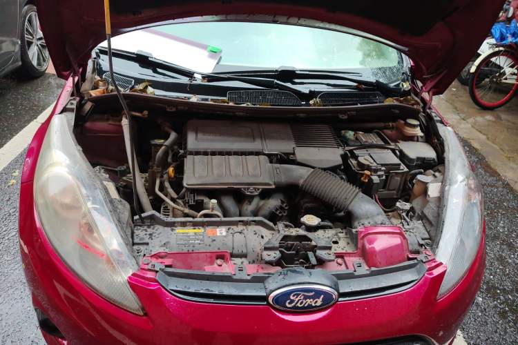 Used Ford Fiesta 2011 Hatchback 1.5L Automatic Fashion Edition Engine Bay