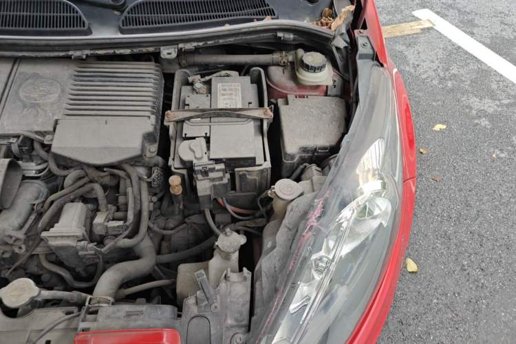 Used Ford Fiesta 2011 Hatchback 1.5L Automatic Fashion Edition Engine Bay Left