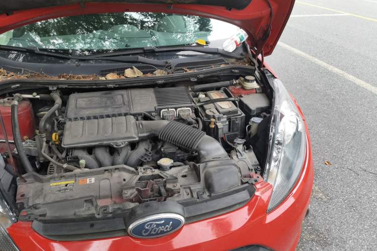 Used Ford Fiesta 2011 Hatchback 1.5L Automatic Sport Model Engine Bay Left
