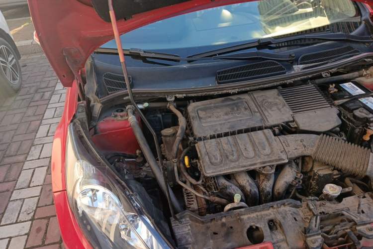 Used Ford Fiesta 2011 Hatchback 1.5L Automatic Fashion Edition Engine Bay Right