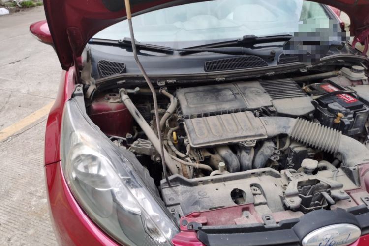 Used Ford Fiesta 2011 Hatchback 1.5L Automatic Fashion Edition Engine Bay Right