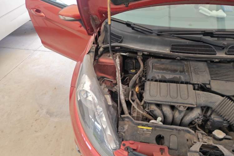 Used Ford Fiesta 2011 Hatchback 1.5L Automatic Sport Model Engine Bay Right