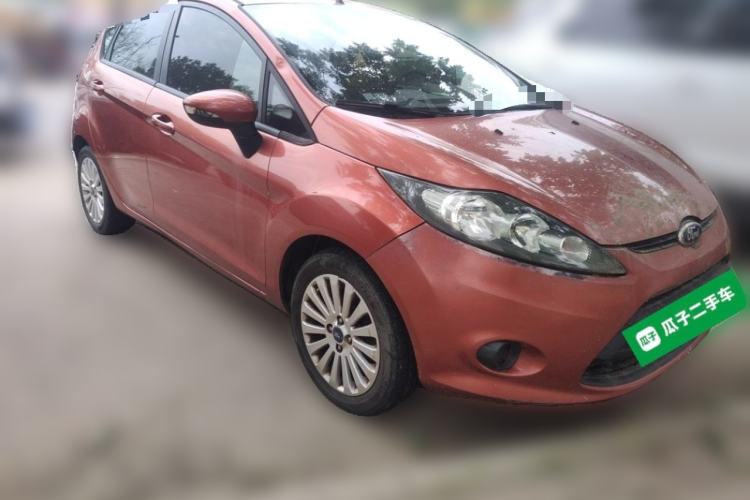 Used Ford Fiesta 2011 Hatchback 1.5L Automatic Fashion Edition Front Right 45 Deg