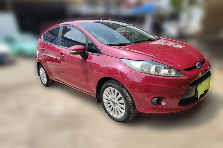 Used Ford Fiesta 2011 Hatchback 1.5L Automatic Fashion Edition Front Right 45 Deg