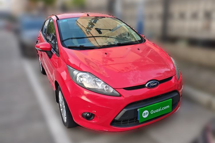 Used Ford Fiesta 2011 Hatchback 1.5L Automatic Fashion Edition Front Right 45 Deg