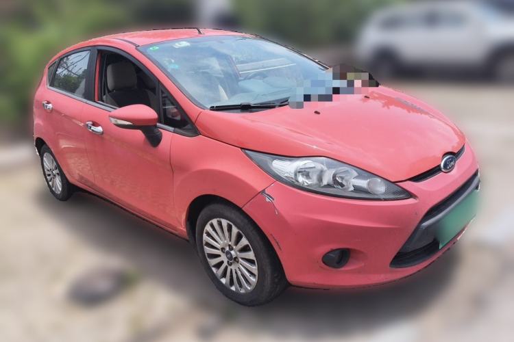 Used Ford Fiesta 2011 Hatchback 1.5L Manual Fashion Edition Front Right 45 Deg