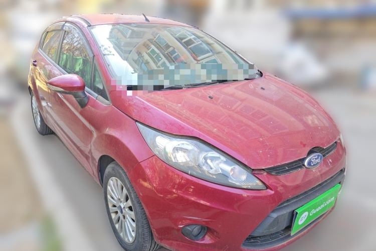 Used Ford Fiesta 2011 Hatchback 1.5L Automatic Fashion Edition Front Right 45 Deg