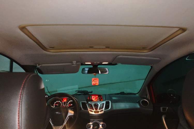 Used Ford Fiesta 2011 Hatchback 1.5L Automatic Sport Model Headliner
