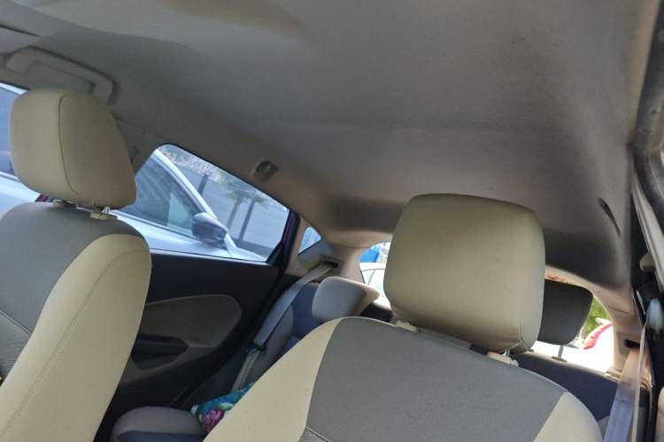 Used Ford Fiesta 2011 Hatchback 1.5L Automatic Fashion Edition Headliner