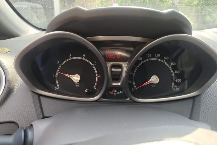 Used Ford Fiesta 2011 Hatchback 1.5L Automatic Sport Model Instrument Cluster
