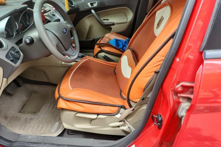 Used Ford Fiesta 2011 Hatchback 1.5L Automatic Fashion Edition Left Front Seat