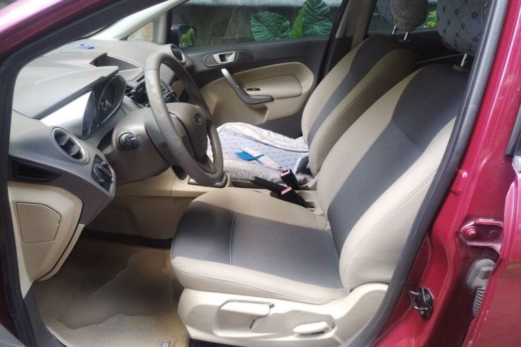Used Ford Fiesta 2011 Hatchback 1.5L Automatic Fashion Edition Left Front Seat