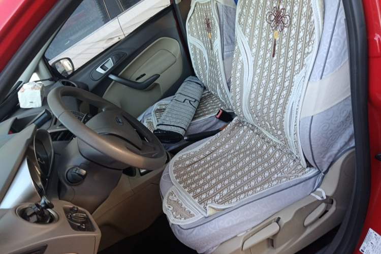 Used Ford Fiesta 2011 Hatchback 1.5L Automatic Fashion Edition Left Front Seat