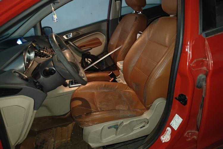 Used Ford Fiesta 2011 Hatchback 1.5L Automatic Fashion Edition Left Front Seat