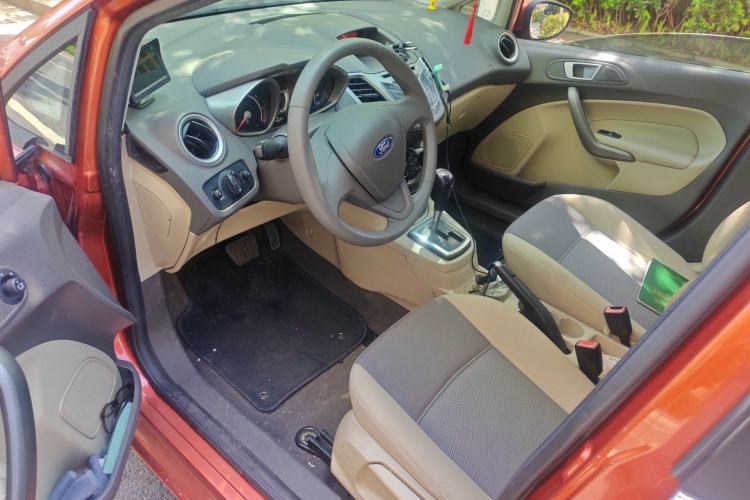 Used Ford Fiesta 2011 Hatchback 1.5L Automatic Fashion Edition Left Front Seat