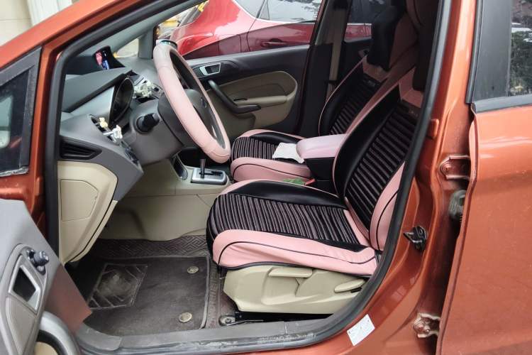 Used Ford Fiesta 2011 Hatchback 1.5L Automatic Fashion Edition Left Front Seat