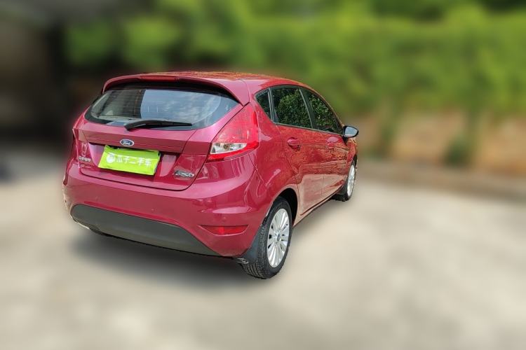 Used Ford Fiesta 2011 Hatchback 1.5L Automatic Fashion Edition Rear Right 45 Deg
