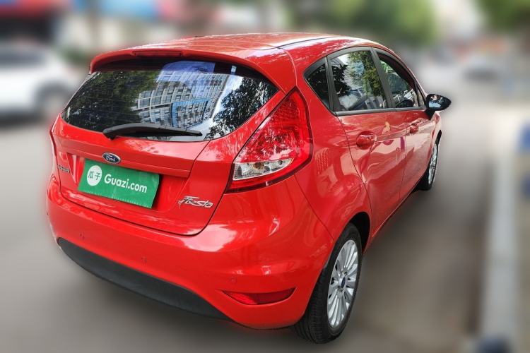 Used Ford Fiesta 2011 Hatchback 1.5L Automatic Fashion Edition Rear Right 45 Deg
