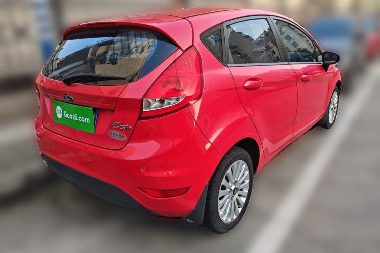 Used Ford Fiesta 2011 Hatchback 1.5L Automatic Fashion Edition Rear Right 45 Deg