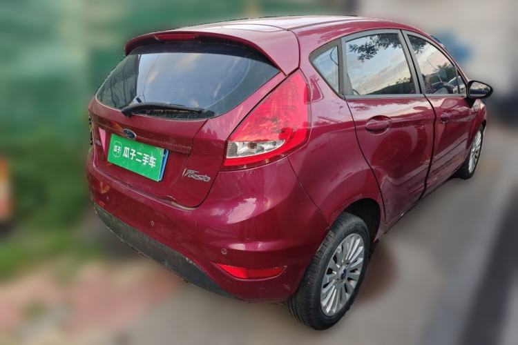 Used Ford Fiesta 2011 Hatchback 1.5L Automatic Fashion Edition Rear Right 45 Deg