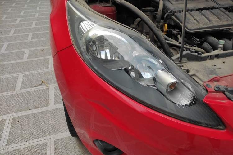 Used Ford Fiesta 2011 Sedan 1.5L Automatic Fashion Edition Right Front Headlight