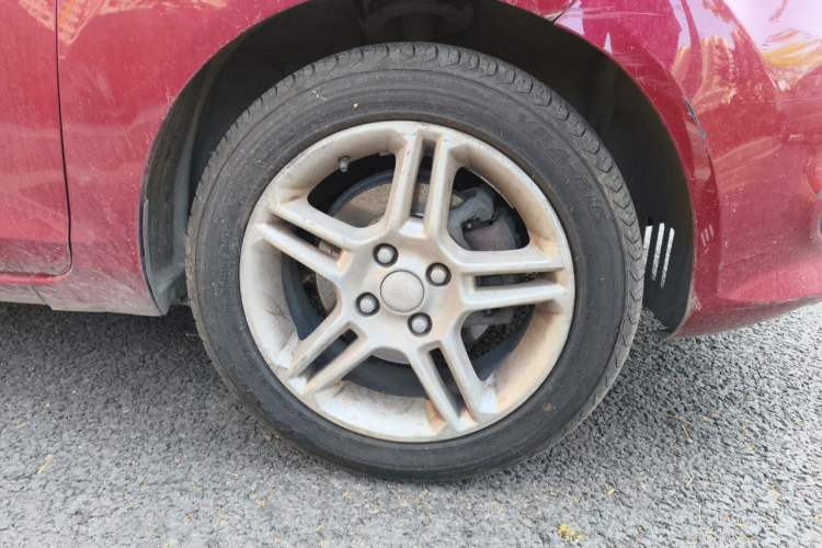 Used Ford Fiesta 2011 Hatchback 1.5L Manual Fashion Edition Right Front Wheel Hub